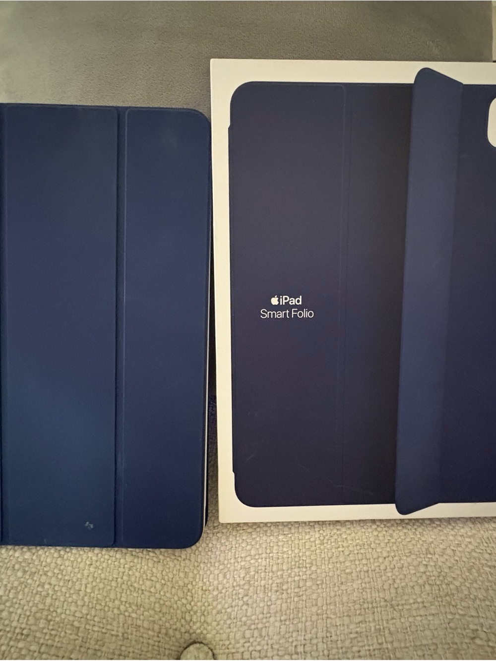 Apple iPad Pro 11 case Smart Folio - Deep Blue
